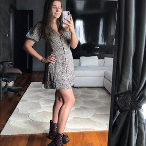 Super cute A&f leopard print button down mini dress